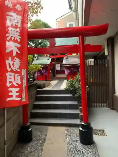 久光院の末社・摂社