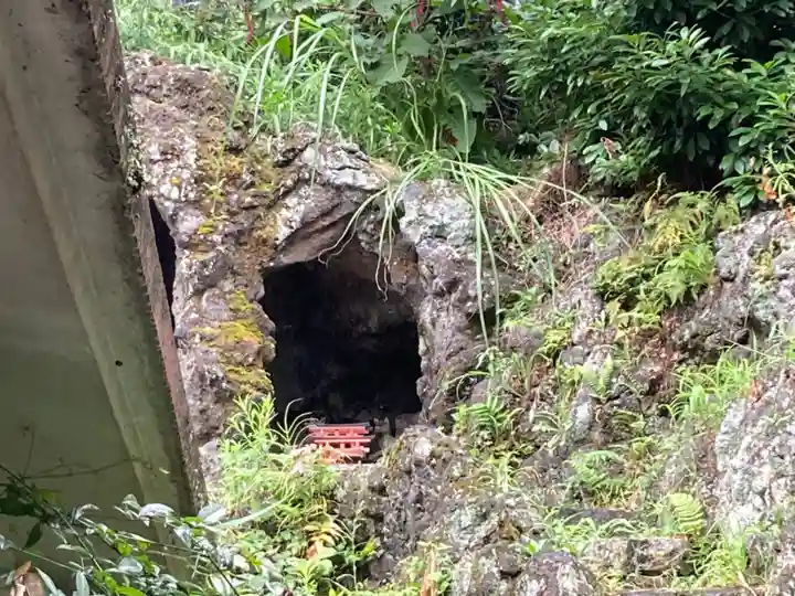 開運出世稲荷(延命院境内社)(神奈川県)