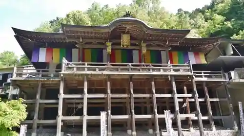 狸谷山不動院の本殿・本堂