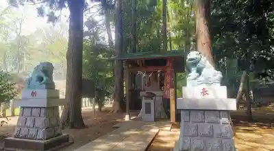 神明社の狛犬