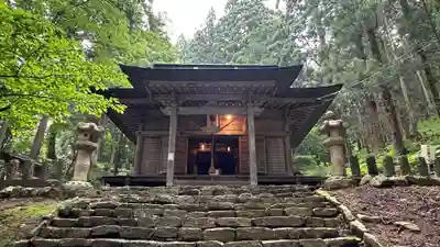 鳥越八幡神社(山形県)