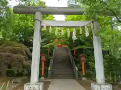 穴八幡宮の鳥居