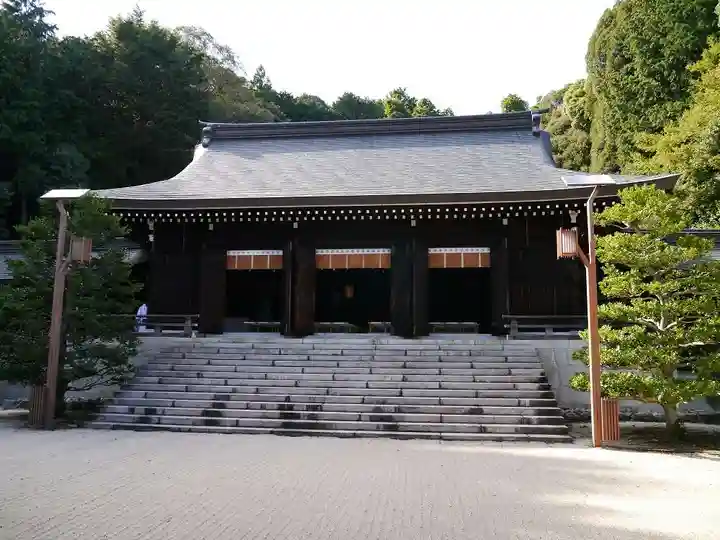 近江神宮の本殿・本堂