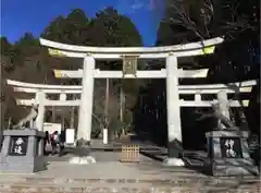 三峯神社の鳥居