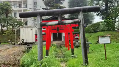 杉妻稲荷神社の鳥居