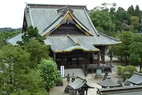 成田山新勝寺の本殿・本堂