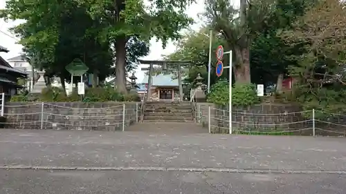 諏訪神社の鳥居