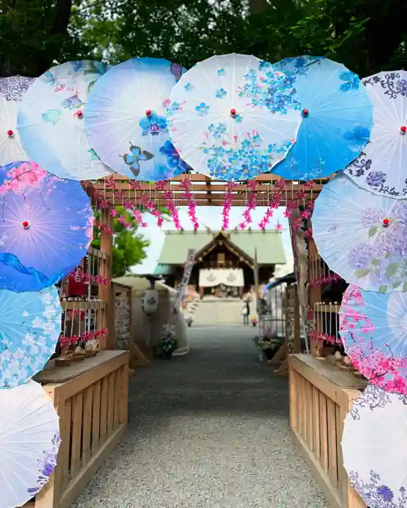 札幌諏訪神社の山門・神門