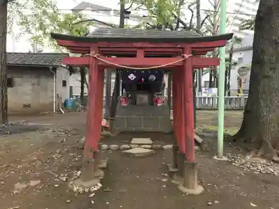 烏山神社の鳥居