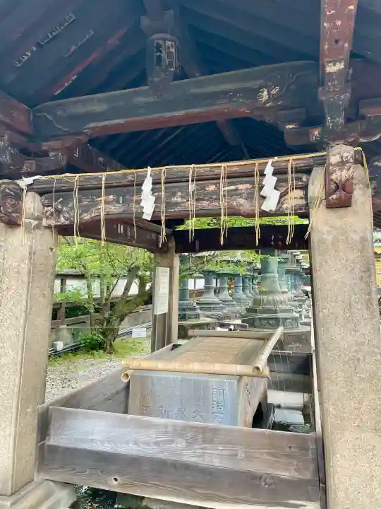 上野東照宮の{uncategorized: "未分類", other: "その他", undefined: "問題あり", building: "その他建物", grave: "お墓", sacred_gate: "鳥居", guardian: "狛犬", statue: "像", buddha: "仏像", history: "歴史", nature: "自然", garden: "庭園", animal: "動物", pagoda: "塔", temizu: "手水舎", mountain_gate: "山門・神門", sanctuary: "本殿・本堂", subordinate: "末社・摂社", art: "芸術", scenery: "景色", jizo: "地蔵", ema: "絵馬", goshuin: "御朱印", omikuji: "おみくじ", items: "授与品その他", amulet: "お守り", goshuincho: "御朱印帳", eats: "食事", festival: "お祭り", votive_dance: "神楽", shichigosan: "七五三参", wedding: "結婚式", experience: "体験その他", initially: "初詣", around: "周辺", anti_infection: "感染症対策"}