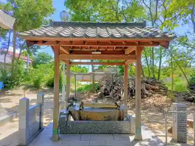 八劔神社（森孝）の手水舎