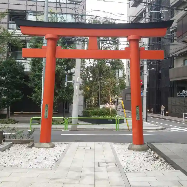 境稲荷神社の鳥居