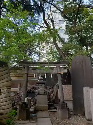 花園神社の末社・摂社