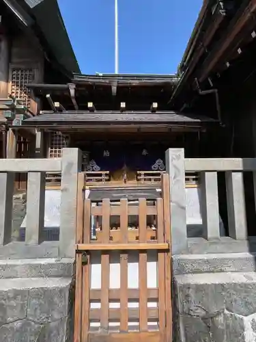 千代保稲荷神社の末社・摂社