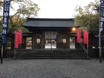 都農神社の山門・神門