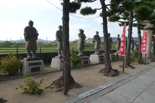 赤穂大石神社の像