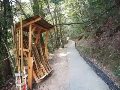 石上布都魂神社のその他建物