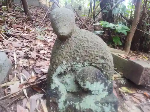 稲荷神社の狛犬