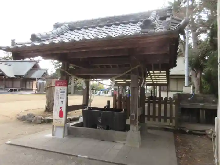 鶴谷八幡宮の手水舎