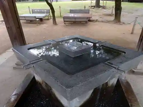 武田神社の手水舎