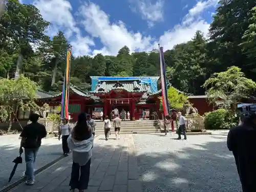 箱根神社の{uncategorized: "未分類", other: "その他", undefined: "問題あり", building: "その他建物", grave: "お墓", sacred_gate: "鳥居", guardian: "狛犬", statue: "像", buddha: "仏像", history: "歴史", nature: "自然", garden: "庭園", animal: "動物", pagoda: "塔", temizu: "手水舎", mountain_gate: "山門・神門", sanctuary: "本殿・本堂", subordinate: "末社・摂社", art: "芸術", scenery: "景色", jizo: "地蔵", ema: "絵馬", goshuin: "御朱印", omikuji: "おみくじ", items: "授与品その他", amulet: "お守り", goshuincho: "御朱印帳", eats: "食事", festival: "お祭り", votive_dance: "神楽", shichigosan: "七五三参", wedding: "結婚式", experience: "体験その他", initially: "初詣", around: "周辺", anti_infection: "感染症対策"}
