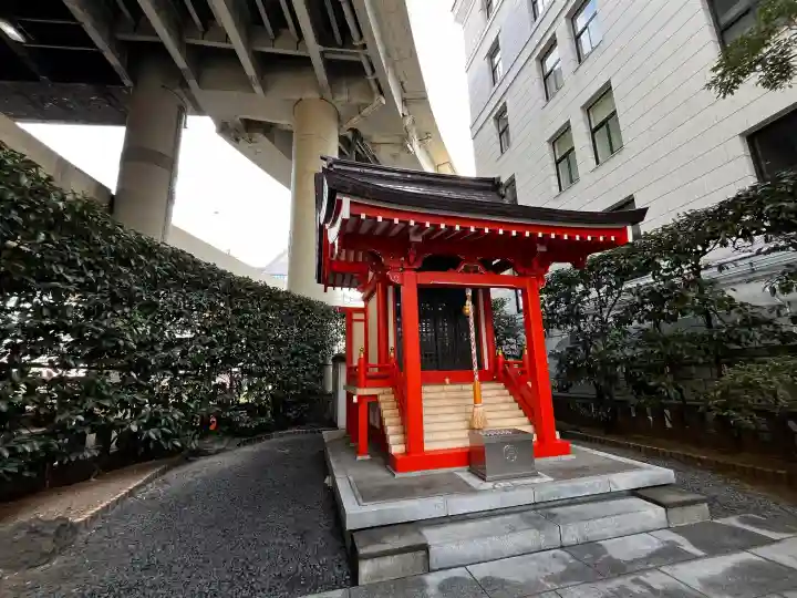 兜神社の{uncategorized: "未分類", other: "その他", undefined: "問題あり", building: "その他建物", grave: "お墓", sacred_gate: "鳥居", guardian: "狛犬", statue: "像", buddha: "仏像", history: "歴史", nature: "自然", garden: "庭園", animal: "動物", pagoda: "塔", temizu: "手水舎", mountain_gate: "山門・神門", sanctuary: "本殿・本堂", subordinate: "末社・摂社", art: "芸術", scenery: "景色", jizo: "地蔵", ema: "絵馬", goshuin: "御朱印", omikuji: "おみくじ", items: "授与品その他", amulet: "お守り", goshuincho: "御朱印帳", eats: "食事", festival: "お祭り", votive_dance: "神楽", shichigosan: "七五三参", wedding: "結婚式", experience: "体験その他", initially: "初詣", around: "周辺", anti_infection: "感染症対策"}