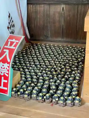 秋葉神社（川越熊野神社境内）の{uncategorized: "未分類", other: "その他", undefined: "問題あり", building: "その他建物", grave: "お墓", sacred_gate: "鳥居", guardian: "狛犬", statue: "像", buddha: "仏像", history: "歴史", nature: "自然", garden: "庭園", animal: "動物", pagoda: "塔", temizu: "手水舎", mountain_gate: "山門・神門", sanctuary: "本殿・本堂", subordinate: "末社・摂社", art: "芸術", scenery: "景色", jizo: "地蔵", ema: "絵馬", goshuin: "御朱印", omikuji: "おみくじ", items: "授与品その他", amulet: "お守り", goshuincho: "御朱印帳", eats: "食事", festival: "お祭り", votive_dance: "神楽", shichigosan: "七五三参", wedding: "結婚式", experience: "体験その他", initially: "初詣", around: "周辺", anti_infection: "感染症対策"}