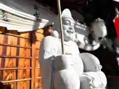 西宮神社の像