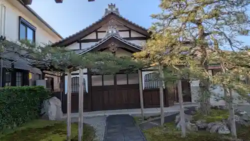 専念寺(滋賀県)