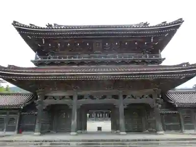 井波別院瑞泉寺の山門・神門