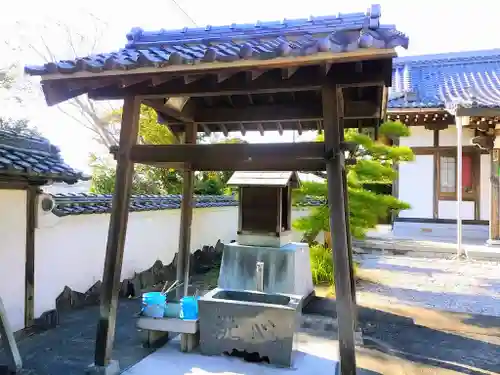 瑞境寺の手水舎