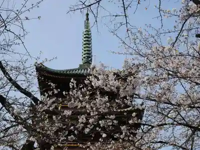 上野東照宮の塔