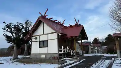 野田生神社の{uncategorized: "未分類", other: "その他", undefined: "問題あり", building: "その他建物", grave: "お墓", sacred_gate: "鳥居", guardian: "狛犬", statue: "像", buddha: "仏像", history: "歴史", nature: "自然", garden: "庭園", animal: "動物", pagoda: "塔", temizu: "手水舎", mountain_gate: "山門・神門", sanctuary: "本殿・本堂", subordinate: "末社・摂社", art: "芸術", scenery: "景色", jizo: "地蔵", ema: "絵馬", goshuin: "御朱印", omikuji: "おみくじ", items: "授与品その他", amulet: "お守り", goshuincho: "御朱印帳", eats: "食事", festival: "お祭り", votive_dance: "神楽", shichigosan: "七五三参", wedding: "結婚式", experience: "体験その他", initially: "初詣", around: "周辺", anti_infection: "感染症対策"}