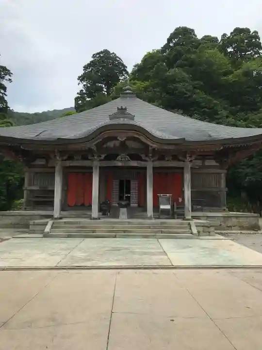 大山寺の本殿・本堂