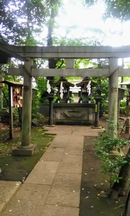 久我山稲荷神社の鳥居