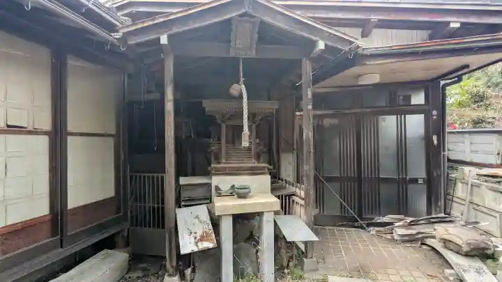 金剛院の{uncategorized: "未分類", other: "その他", undefined: "問題あり", building: "その他建物", grave: "お墓", sacred_gate: "鳥居", guardian: "狛犬", statue: "像", buddha: "仏像", history: "歴史", nature: "自然", garden: "庭園", animal: "動物", pagoda: "塔", temizu: "手水舎", mountain_gate: "山門・神門", sanctuary: "本殿・本堂", subordinate: "末社・摂社", art: "芸術", scenery: "景色", jizo: "地蔵", ema: "絵馬", goshuin: "御朱印", omikuji: "おみくじ", items: "授与品その他", amulet: "お守り", goshuincho: "御朱印帳", eats: "食事", festival: "お祭り", votive_dance: "神楽", shichigosan: "七五三参", wedding: "結婚式", experience: "体験その他", initially: "初詣", around: "周辺", anti_infection: "感染症対策"}