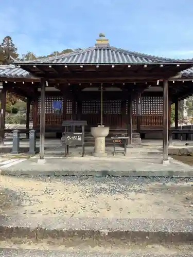 叡福寺の{uncategorized: "未分類", other: "その他", undefined: "問題あり", building: "その他建物", grave: "お墓", sacred_gate: "鳥居", guardian: "狛犬", statue: "像", buddha: "仏像", history: "歴史", nature: "自然", garden: "庭園", animal: "動物", pagoda: "塔", temizu: "手水舎", mountain_gate: "山門・神門", sanctuary: "本殿・本堂", subordinate: "末社・摂社", art: "芸術", scenery: "景色", jizo: "地蔵", ema: "絵馬", goshuin: "御朱印", omikuji: "おみくじ", items: "授与品その他", amulet: "お守り", goshuincho: "御朱印帳", eats: "食事", festival: "お祭り", votive_dance: "神楽", shichigosan: "七五三参", wedding: "結婚式", experience: "体験その他", initially: "初詣", around: "周辺", anti_infection: "感染症対策"}