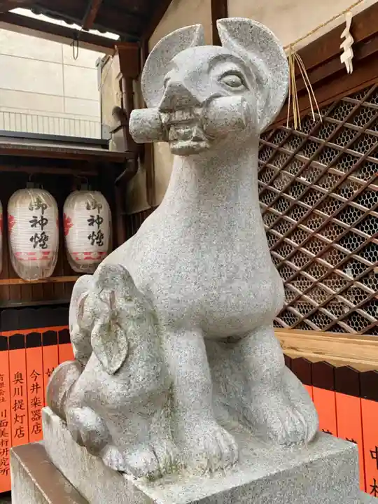 観亀稲荷神社(觀亀神社)の狛犬