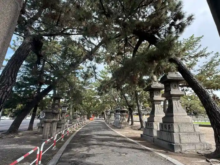 住吉大社の{uncategorized: "未分類", other: "その他", undefined: "問題あり", building: "その他建物", grave: "お墓", sacred_gate: "鳥居", guardian: "狛犬", statue: "像", buddha: "仏像", history: "歴史", nature: "自然", garden: "庭園", animal: "動物", pagoda: "塔", temizu: "手水舎", mountain_gate: "山門・神門", sanctuary: "本殿・本堂", subordinate: "末社・摂社", art: "芸術", scenery: "景色", jizo: "地蔵", ema: "絵馬", goshuin: "御朱印", omikuji: "おみくじ", items: "授与品その他", amulet: "お守り", goshuincho: "御朱印帳", eats: "食事", festival: "お祭り", votive_dance: "神楽", shichigosan: "七五三参", wedding: "結婚式", experience: "体験その他", initially: "初詣", around: "周辺", anti_infection: "感染症対策"}