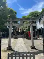 女塚神社の{uncategorized: "未分類", other: "その他", undefined: "問題あり", building: "その他建物", grave: "お墓", sacred_gate: "鳥居", guardian: "狛犬", statue: "像", buddha: "仏像", history: "歴史", nature: "自然", garden: "庭園", animal: "動物", pagoda: "塔", temizu: "手水舎", mountain_gate: "山門・神門", sanctuary: "本殿・本堂", subordinate: "末社・摂社", art: "芸術", scenery: "景色", jizo: "地蔵", ema: "絵馬", goshuin: "御朱印", omikuji: "おみくじ", items: "授与品その他", amulet: "お守り", goshuincho: "御朱印帳", eats: "食事", festival: "お祭り", votive_dance: "神楽", shichigosan: "七五三参", wedding: "結婚式", experience: "体験その他", initially: "初詣", around: "周辺", anti_infection: "感染症対策"}