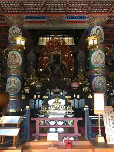 成田山新勝寺の仏像