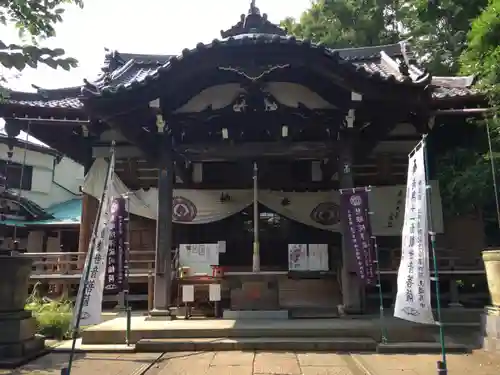 澤蔵司稲荷（慈眼院）の本殿・本堂