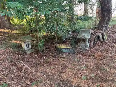 磐裂根裂神社の{uncategorized: "未分類", other: "その他", undefined: "問題あり", building: "その他建物", grave: "お墓", sacred_gate: "鳥居", guardian: "狛犬", statue: "像", buddha: "仏像", history: "歴史", nature: "自然", garden: "庭園", animal: "動物", pagoda: "塔", temizu: "手水舎", mountain_gate: "山門・神門", sanctuary: "本殿・本堂", subordinate: "末社・摂社", art: "芸術", scenery: "景色", jizo: "地蔵", ema: "絵馬", goshuin: "御朱印", omikuji: "おみくじ", items: "授与品その他", amulet: "お守り", goshuincho: "御朱印帳", eats: "食事", festival: "お祭り", votive_dance: "神楽", shichigosan: "七五三参", wedding: "結婚式", experience: "体験その他", initially: "初詣", around: "周辺", anti_infection: "感染症対策"}