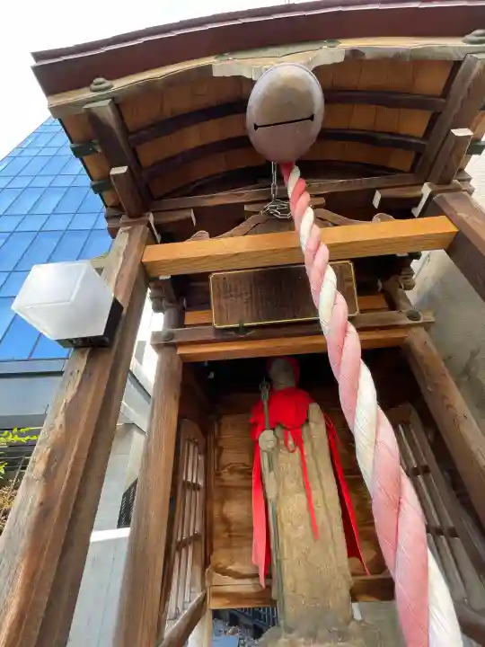 愛全地蔵尊の{uncategorized: "未分類", other: "その他", undefined: "問題あり", building: "その他建物", grave: "お墓", sacred_gate: "鳥居", guardian: "狛犬", statue: "像", buddha: "仏像", history: "歴史", nature: "自然", garden: "庭園", animal: "動物", pagoda: "塔", temizu: "手水舎", mountain_gate: "山門・神門", sanctuary: "本殿・本堂", subordinate: "末社・摂社", art: "芸術", scenery: "景色", jizo: "地蔵", ema: "絵馬", goshuin: "御朱印", omikuji: "おみくじ", items: "授与品その他", amulet: "お守り", goshuincho: "御朱印帳", eats: "食事", festival: "お祭り", votive_dance: "神楽", shichigosan: "七五三参", wedding: "結婚式", experience: "体験その他", initially: "初詣", around: "周辺", anti_infection: "感染症対策"}