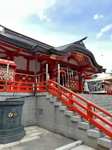 花園神社の本殿・本堂