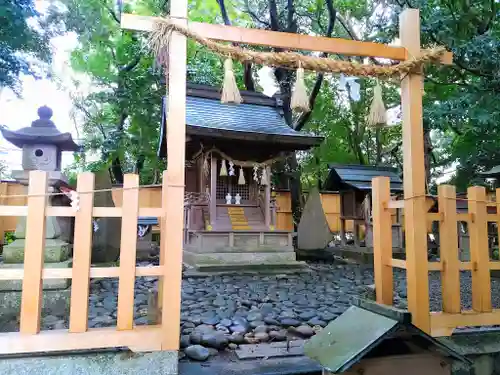 白山社の本殿・本堂