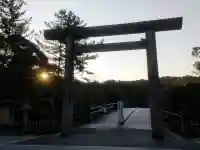 伊勢神宮内宮(皇大神宮)の{uncategorized: "未分類", other: "その他", undefined: "問題あり", building: "その他建物", grave: "お墓", sacred_gate: "鳥居", guardian: "狛犬", statue: "像", buddha: "仏像", history: "歴史", nature: "自然", garden: "庭園", animal: "動物", pagoda: "塔", temizu: "手水舎", mountain_gate: "山門・神門", sanctuary: "本殿・本堂", subordinate: "末社・摂社", art: "芸術", scenery: "景色", jizo: "地蔵", ema: "絵馬", goshuin: "御朱印", omikuji: "おみくじ", items: "授与品その他", amulet: "お守り", goshuincho: "御朱印帳", eats: "食事", festival: "お祭り", votive_dance: "神楽", shichigosan: "七五三参", wedding: "結婚式", experience: "体験その他", initially: "初詣", around: "周辺", anti_infection: "感染症対策"}