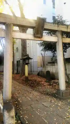 白山神社の鳥居