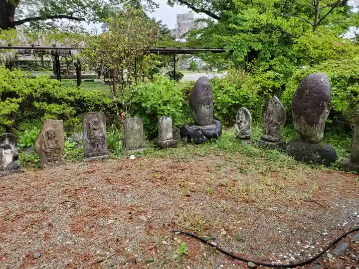 成田山遍照院(大本山成田山大田原分院)の仏像