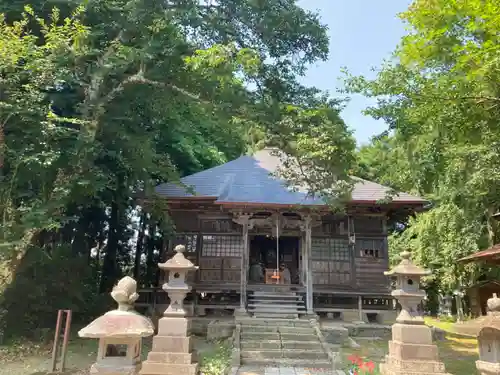 上宇内薬師堂の本殿・本堂